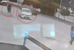 Otomobile çarpan motosikletin sürücüsü, eşi ve 3 yaşındaki kızları yaralandı