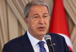 Bakan Akar: Şimdi ortaya çakma terörle mücadeleciler çıktı