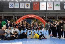 Hentbol Kadınlar Türkiye Kupası'nda şampiyon Yalıkavak Spor