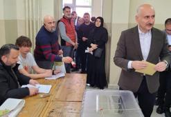 Bakan Karaismailoğlu’nun sandığından 1 oy farkla Erdoğan çıktı