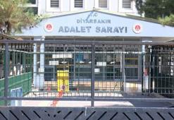 8 yıl ceza aldı, adliye koridorunda yakınlarıyla hakime saldırdı