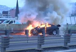 Haliç Köprüsü'nde kaza yapan otomobil alev alev yandı