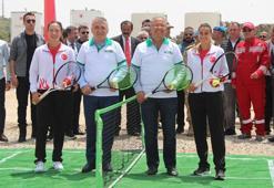 Gabar Dağı'ndaki petrol sahasında milli tenisçilerden gösteri maçı