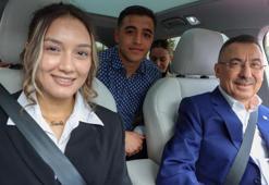 Fuat Oktay, gençlere Togg deneyimi yaşattı