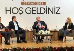 Meclis Başkanı Şentop, Türkiye Yüzyılı Sempozyumu'nda gençlerle buluştu