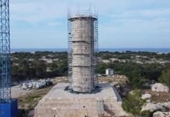 Patara Deniz Feneri'nin son basamağı yerine konuldu