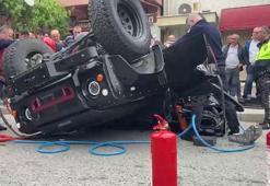 Ters dönen off-road aracında sıkışan sürücüyü itfaiye kurtardı