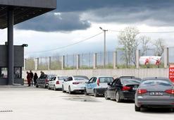 Edirne Valisi Kırbıyık: Pazarkule Sınır Kapısı'nda giriş ve çıkışlarda 2 kat artış oldu