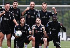 Beşiktaş'ta başkan Ahmet Nur Çebi antrenmanı takip etti