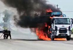 Düzce'de belediyeye ait vidanjör alev alev yandı