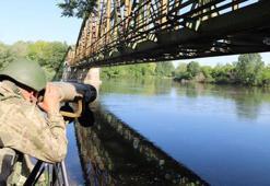 Yunanistan sınırında 3'ü FETÖ, 1'i PKK/KCK mensubu 10 kişi yakalandı