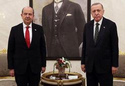 KKTC Cumhurbaşkanı Ersin Tatar'dan Cumhurbaşkanı Erdoğan'a tebrik