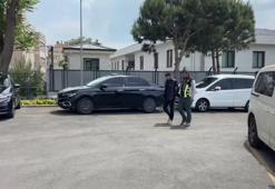 Gaziosmanpaşa CHP mahalle bürosuna saldırıya 3  gözaltı