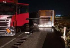 TIR karşı şeride geçti: 1 ölü, 6 yaralı