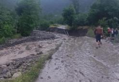 Amasya’da otomobil sel sularına kapıldı: 1 ölü, 1 kayıp