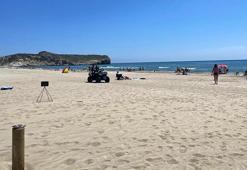 Caretta carettaların yuva alanı kumsalda ATV tepkisi