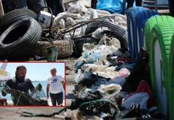 Dalgıçlar, limandan 1 ton çöp çıkardı