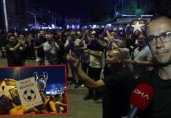 Şampiyonlar Ligi final maçı için Taksim'de broşür dağıtarak bilet aradı