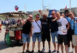 İngiliz ve İtalyan taraftarlar Taksim Meydanı'nda maç saatini bekliyor