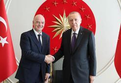 Cumhurbaşkanı Erdoğan, FIFA Başkanı Infantino ve UEFA Başkanı Ceferin'i kabul etti
