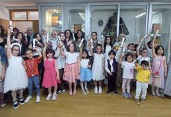 Çocukların eserlerinden oluşan sergi açıldı