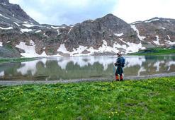 Doğaseverlerden 3 bin rakımdaki buzul gölüne ziyaret