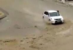 Ankara'da sağanak; yollar göle döndü, su baskınları yaşandı