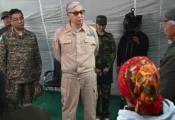 Tokayev, orman yangınlarında ölen işçilerin aileleriyle bir araya geldi