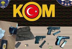 Motorlu taşıtlar sınavına kopya düzeneğiyle girmeye çalıştı