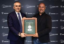 Kulüpler Birliği’nden Dreyfus’a teşekkür plaketi