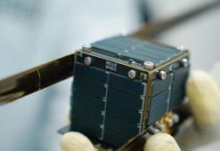 Hello Space'in ilk test cep uydusu 'İstanbul' SpaceX Transporter-8 ile uzaya fırlatıldı