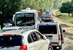 Milli parktaki yolun piknikçi araçları ve mıcırla kapanmasına tepki