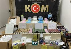 Kedi-köpek maması ambalajında sahte vücut geliştirme ilaçları ele geçirildi