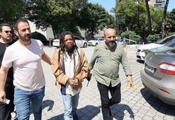 Gemide cesedi bulunan Kolombiyalı kaçak yolcunun üzerine çapa demiri düşmüş