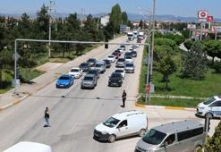 Afyonkarahisar- Antalya kara yolunda bayram yoğunluğu