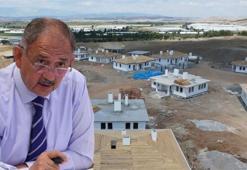 Bakan Özhaseki: Türkoğlu'nda yöresel mimariye uygun 92 ev inşa ediyoruz