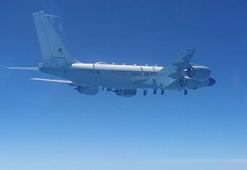 Rus uçakları, ülke sınırına yaklaşan İngiliz uçaklarını engelledi