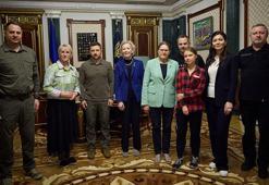 Greta Thunberg, Kiev'de Zelenski ile görüştü