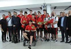 Dünya üçüncüsü U19 Erkek Basketbol Milli Takımı yurda döndü