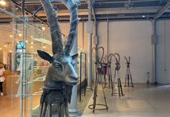 Feshane'de sergilenen heykelin tahrip edilmesine protesto