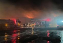 Van'da Samancılar Sitesi'nde çıkan yangın korkuttu