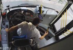 Fatih'te İETT otobüsüne  baltalı saldırıyla ilgili güvenlik kamerası görüntüleri ortaya çıktı