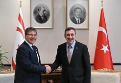 Cumhurbaşkanı Yardımcısı Yılmaz, KKTC Başbakanı Üstel ile bir araya geldi