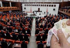 Emekliye yüzde 25 zam TBMM'de kabul edildi