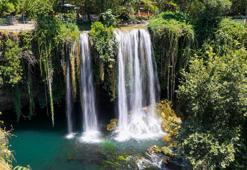 Büyük İskender'in atlarını suladığı Düden Şelalesi kurumak üzere