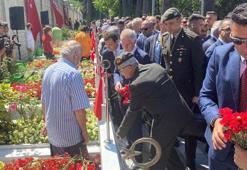 Edirnekapı'da 15 Temmuz Şehitliği'nde anma töreni