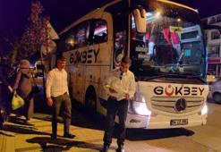 Otobüs şoförü ve yolcular, kazada yaralanan hostesi hastanede yalnız bırakmadı; 6 saat beklediler