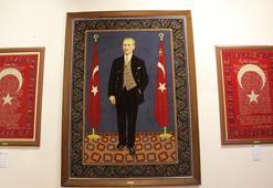 1,1 milyon düğümlü 3 boyutlu Atatürk halısı, müzenin baş köşesinde