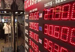 Kapalıçarşı'da döviz ve altın hareketliliği