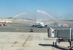 A Milli Kadın Voleybol Takımı'na yurtta coşkulu karşılama